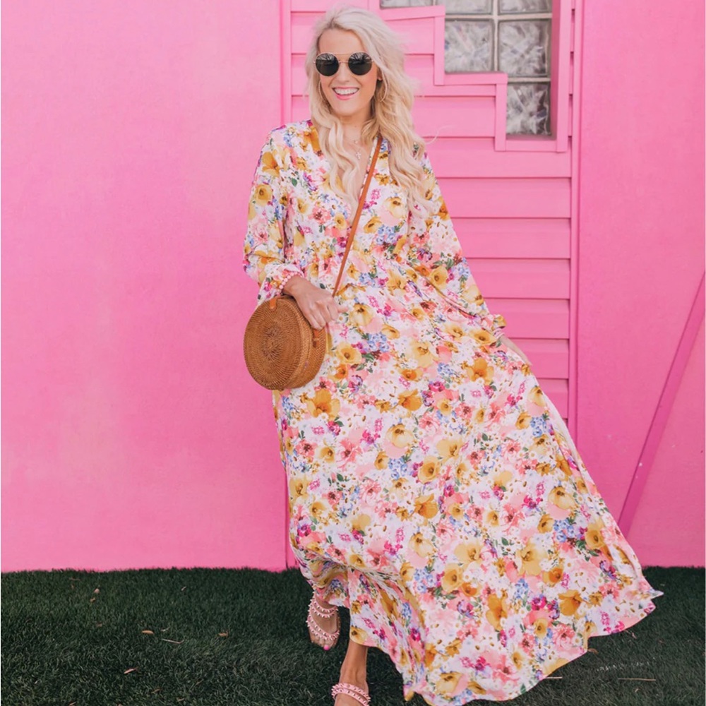 Like NEW! (L) EDEN LONG SLEEVE MAXI DRESS - FREE LOVE